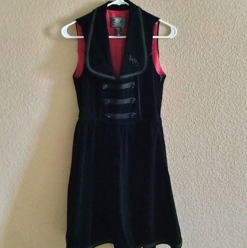 Woman's American horror story midnight hour dress size sm black velvet Goth Witc
